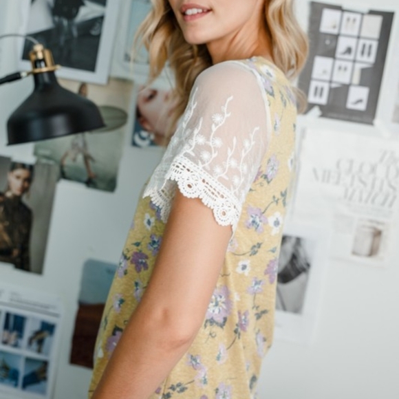Mustard Floral Tee - Picture 3 of 4